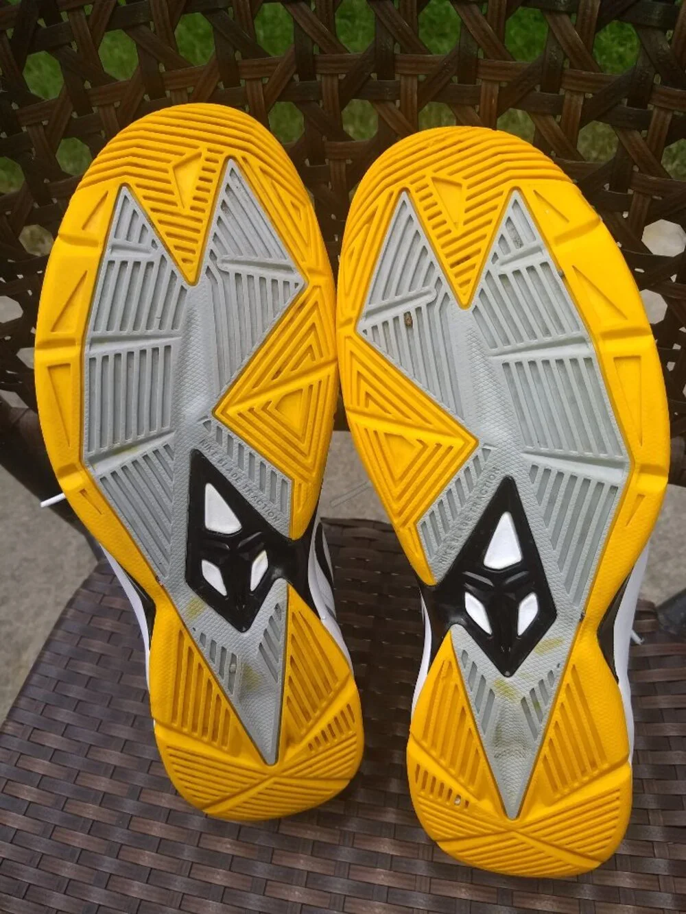 Nike Better World Sneakers unisex Size 10